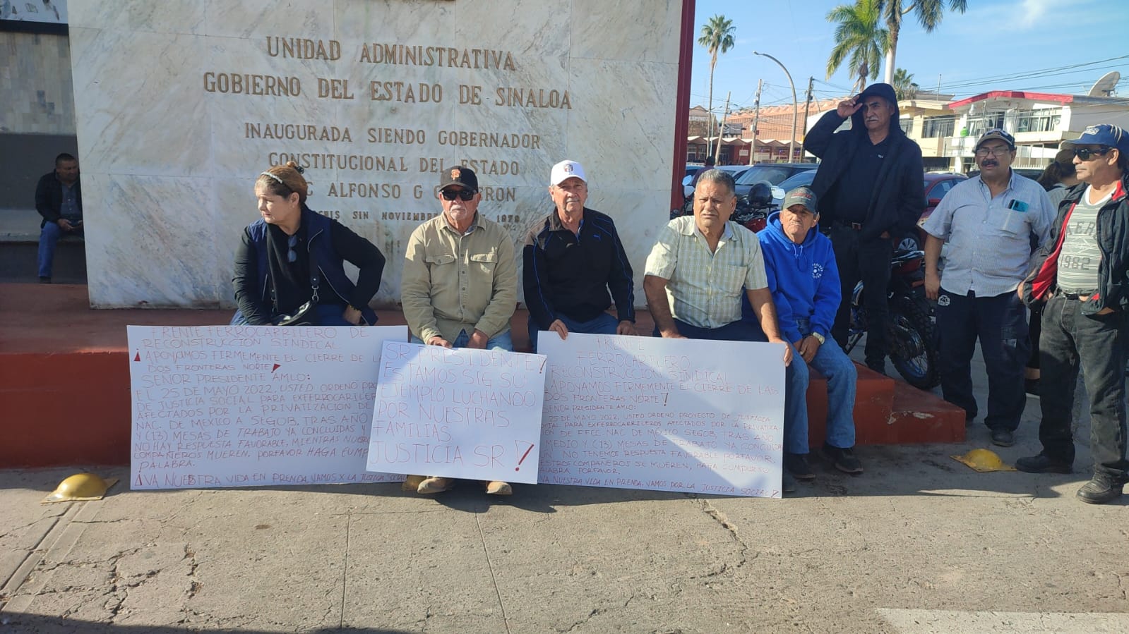 Ferrocarrileros piden a AMLO cumpla su palabra y les pague lo que ofreció al sector