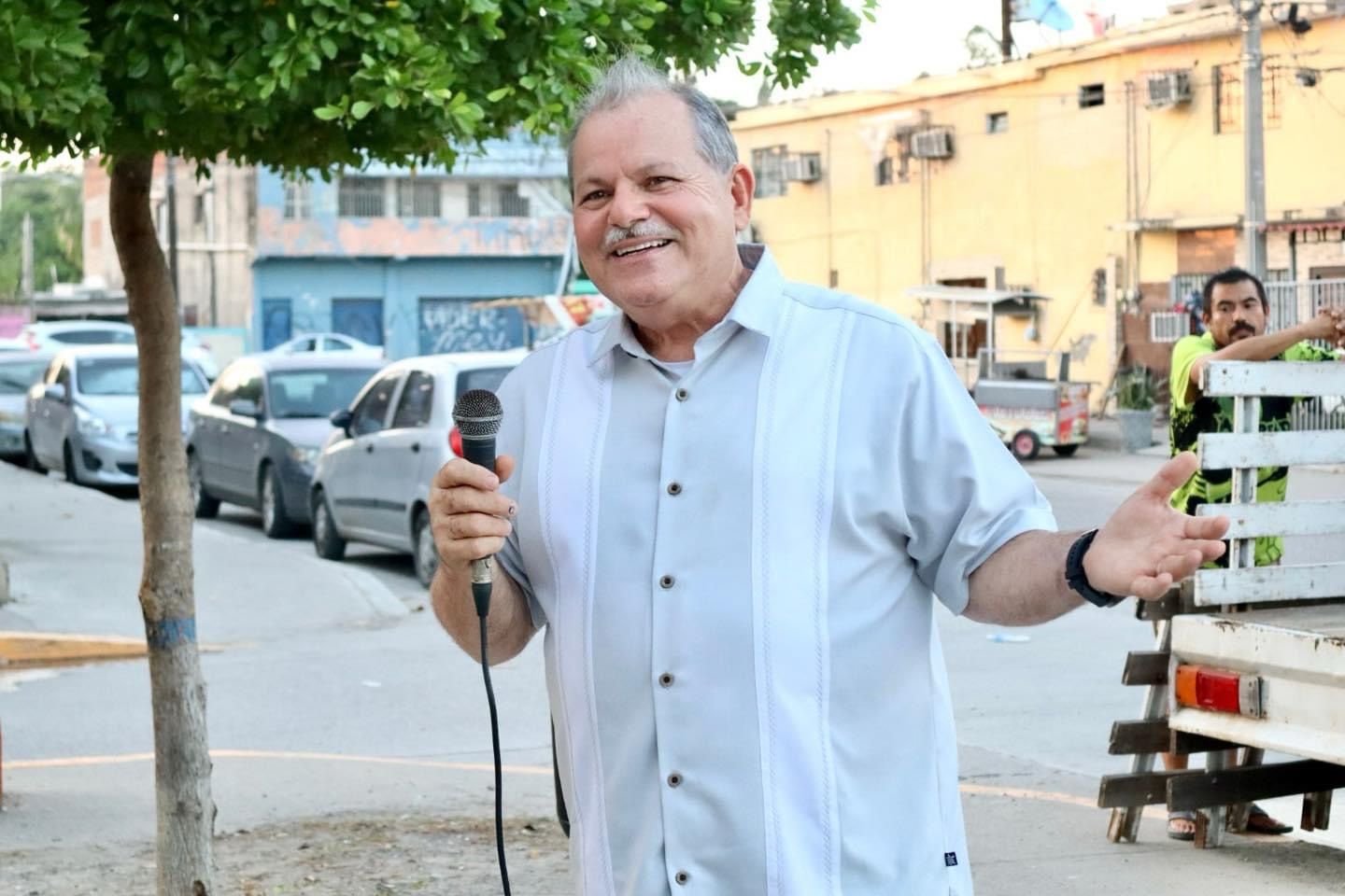 Higuera Osuna va en el proceso interno de Morena, se registra, pero para diputado local en Mazatlán