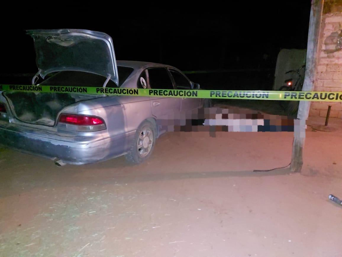 Hombre fallece tras caerle un automóvil encima en Mocorito