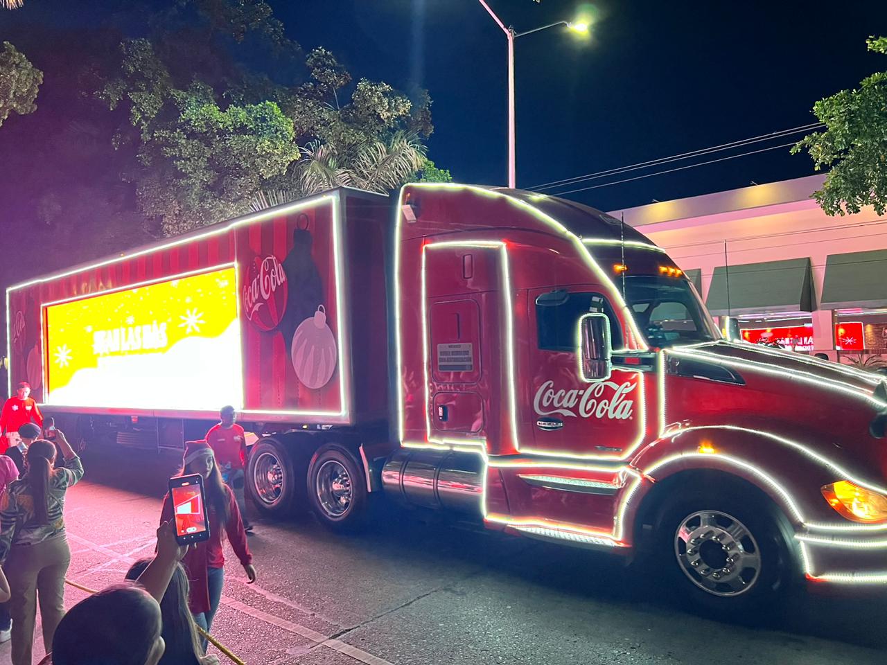 Llega la magia de la Navidad con la Caravana Coca – Cola en Culiacán
