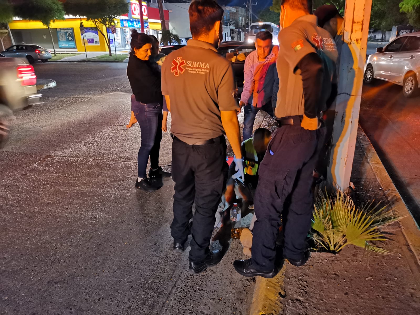 Motociclista derrapa a las afueras de Tecnológico de Los Mochis