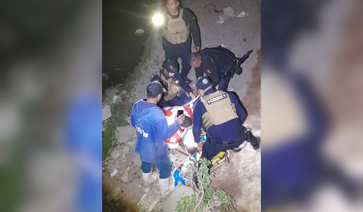 Motociclista se lesiona al derrapar y terminar dentro de un dren en Ruiz Cortines, Guasave