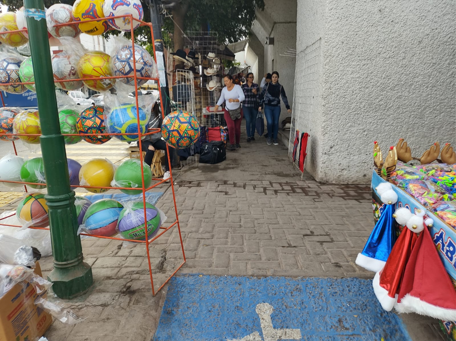 Pese a buenas ventas decembrinas comerciantes en Guasave no se recuperan, asegura Canaco