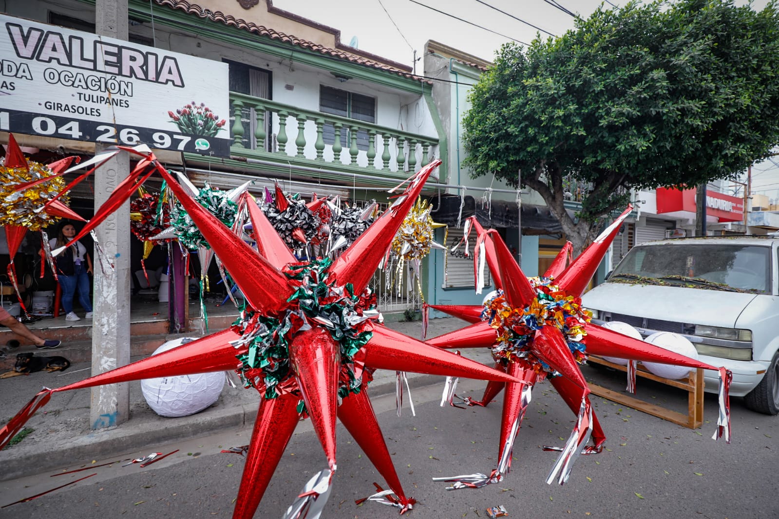¡Piñatas de 3 metros! Así las excentricidades para celebrar las fiestas navideñas en Culiacán