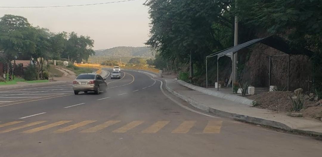 Pobladores de El Quelite piden instalar reductores de velocidad sobre tramo carretero