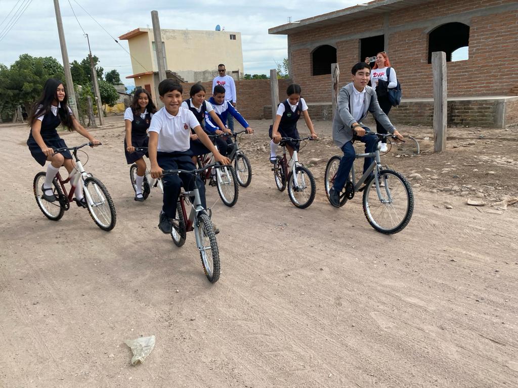 Ponen en marcha en Rosario ‘Movimiento a tu Educación’ para estudiantes rurales