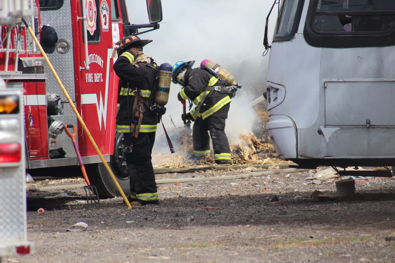 Se registra incendio en el interior de la asociación ganadera de Mazatlán