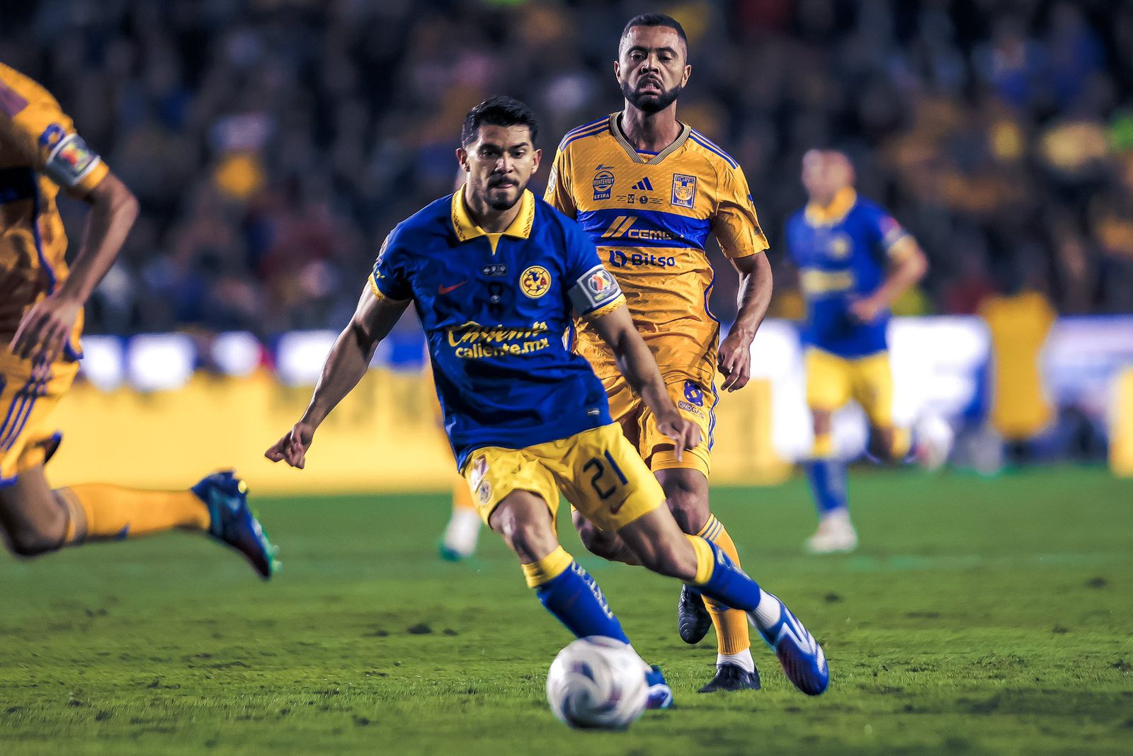 Tigres y América empatan en el juego de ida de la Final de la Liga MX