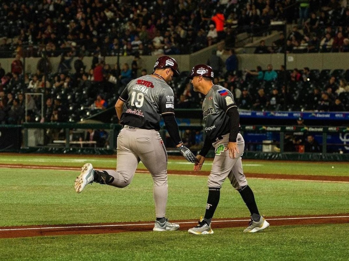 Tomateros y Venados recibieron su Navidad en el arranque de la penúltima serie de la LMP