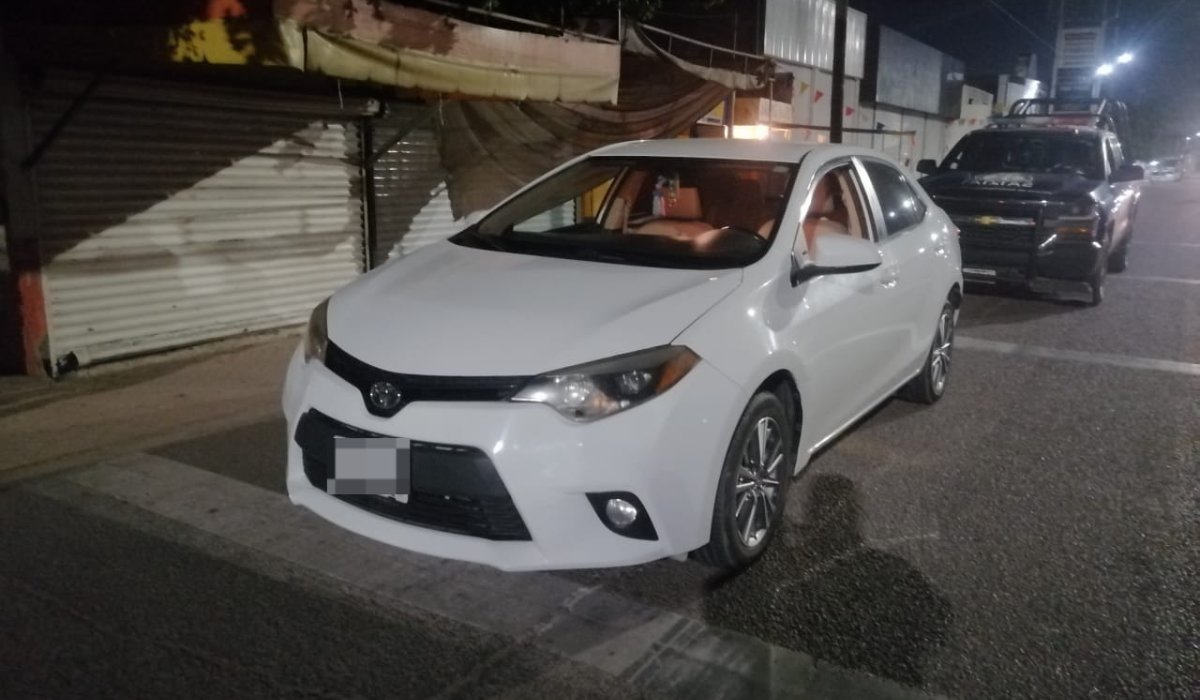 Recupera la Policía de Investigación tres autos robados hace años en Culiacán