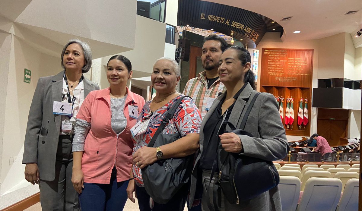Trabajadores del Sector Salud acuden al Congreso para darle seguimiento a sus peticiones