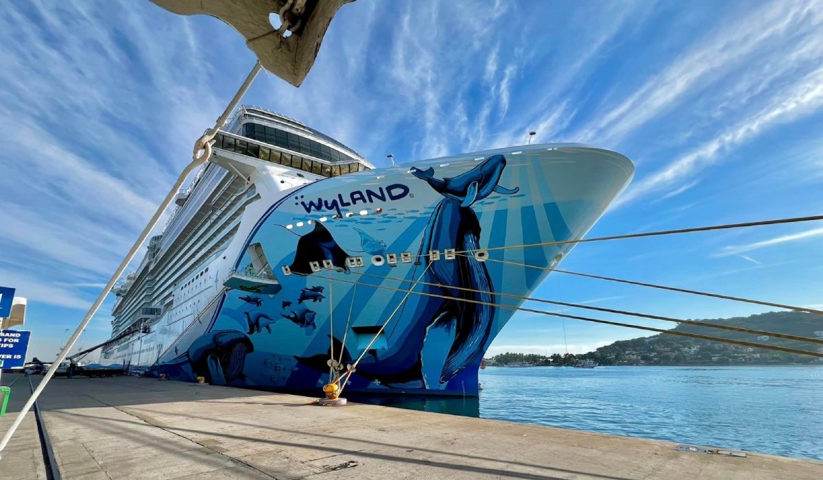 ¡No es broma! Este jueves Mazatlán recibió más de 8 mil 500 personas en doble crucero