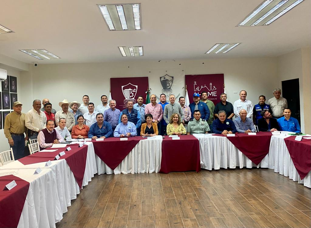 Agricultores y municipio buscan garantizar un campo limpio en Ahome