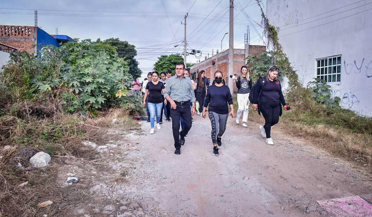 Vecinos de Vistas del Mar son escuchados por las autoridades de Mazatlán y esperan mejoren el entorno