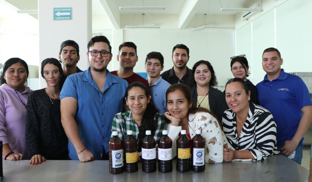 Apoyados por Sectur Sinaloa, universitarios crean su propia cerveza