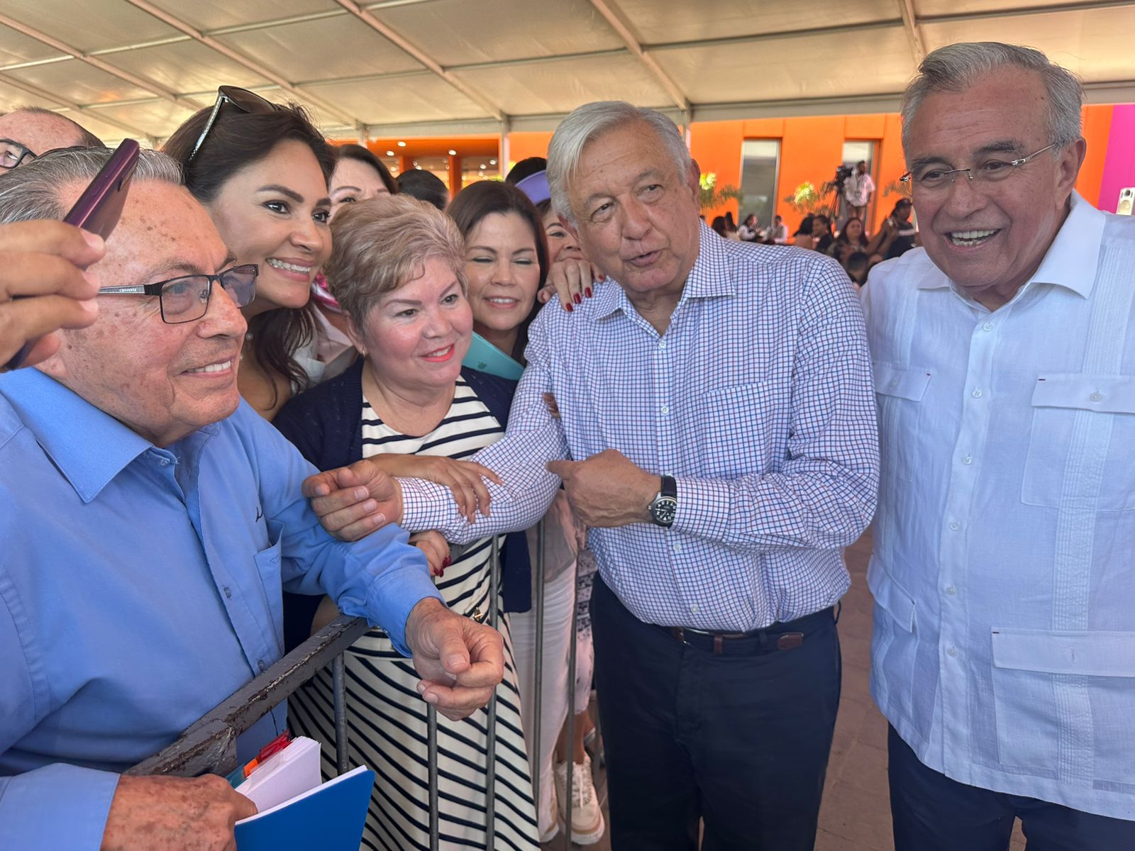 ‘En primera fila’, con AMLO y Rocha, Grupo ARHE atestigua inauguración del CRIT Sinaloa