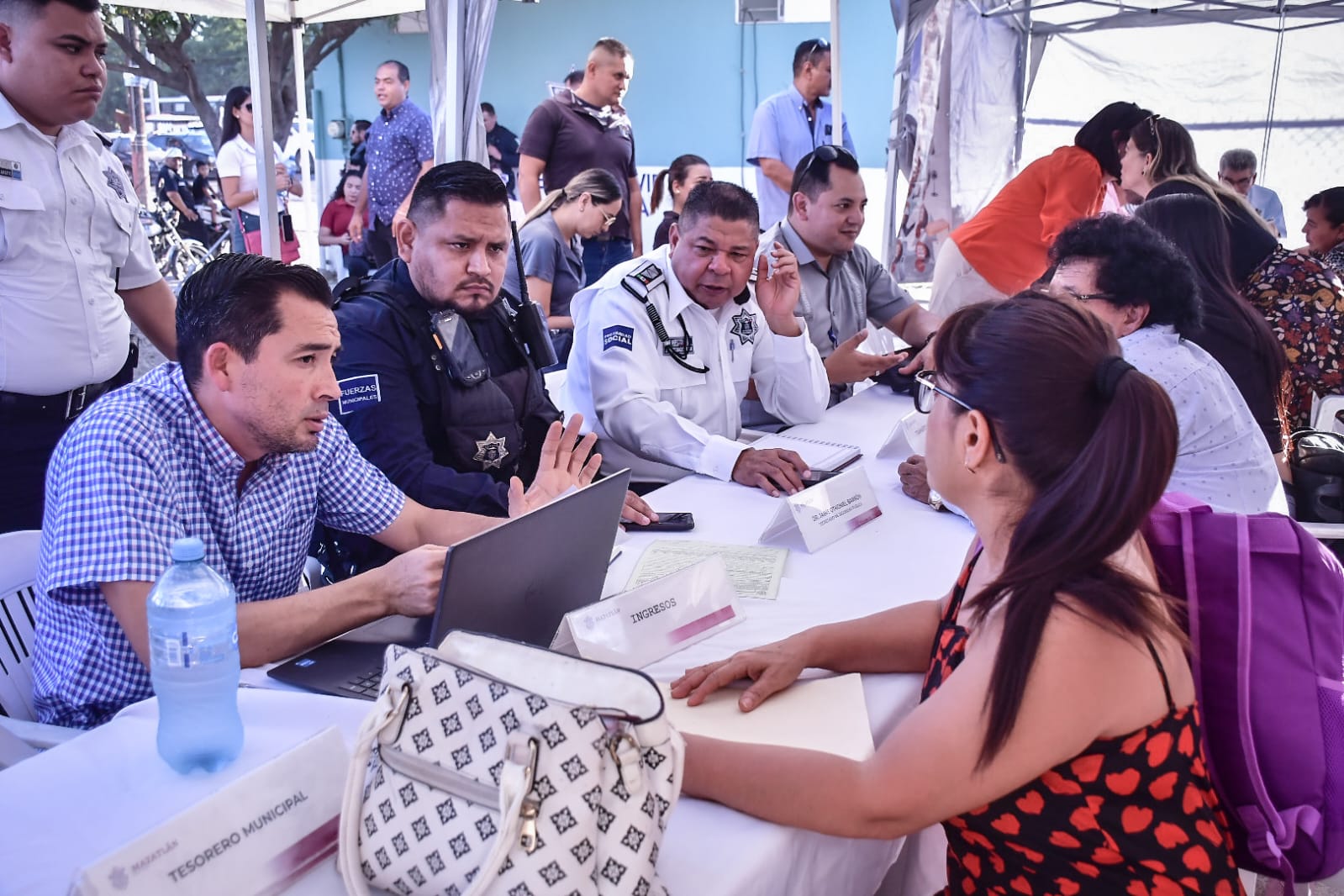 Llega a Urías la Audiencia Pública “Escuchando a la gente” para atender necesidades de los mazatlecos
