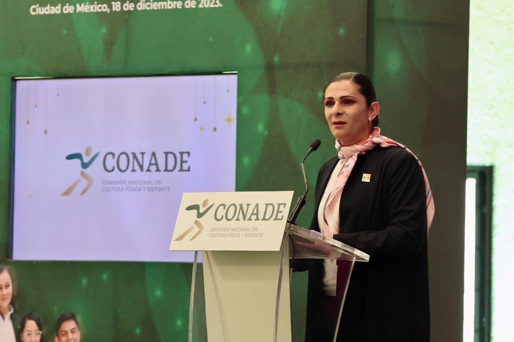 La CONADE entrega estímulos económicos a deportistas destacados en el 2023