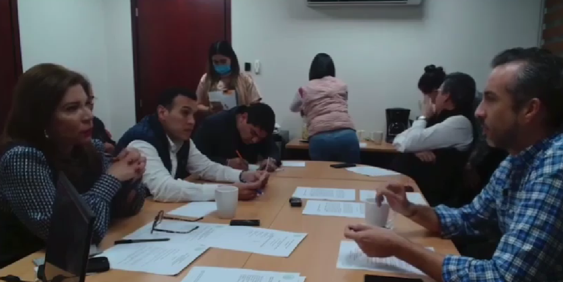 VIDEO: Encontronazo entre los diputados Gené René Bojórquez y Pedro Lobo, ahora por el “Triángulo de la Bondad”