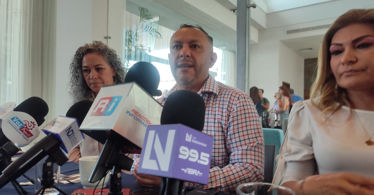 Para el PT fue el rechazo del PAN, PRI y PRD lo que tumbó la reducción laboral en México