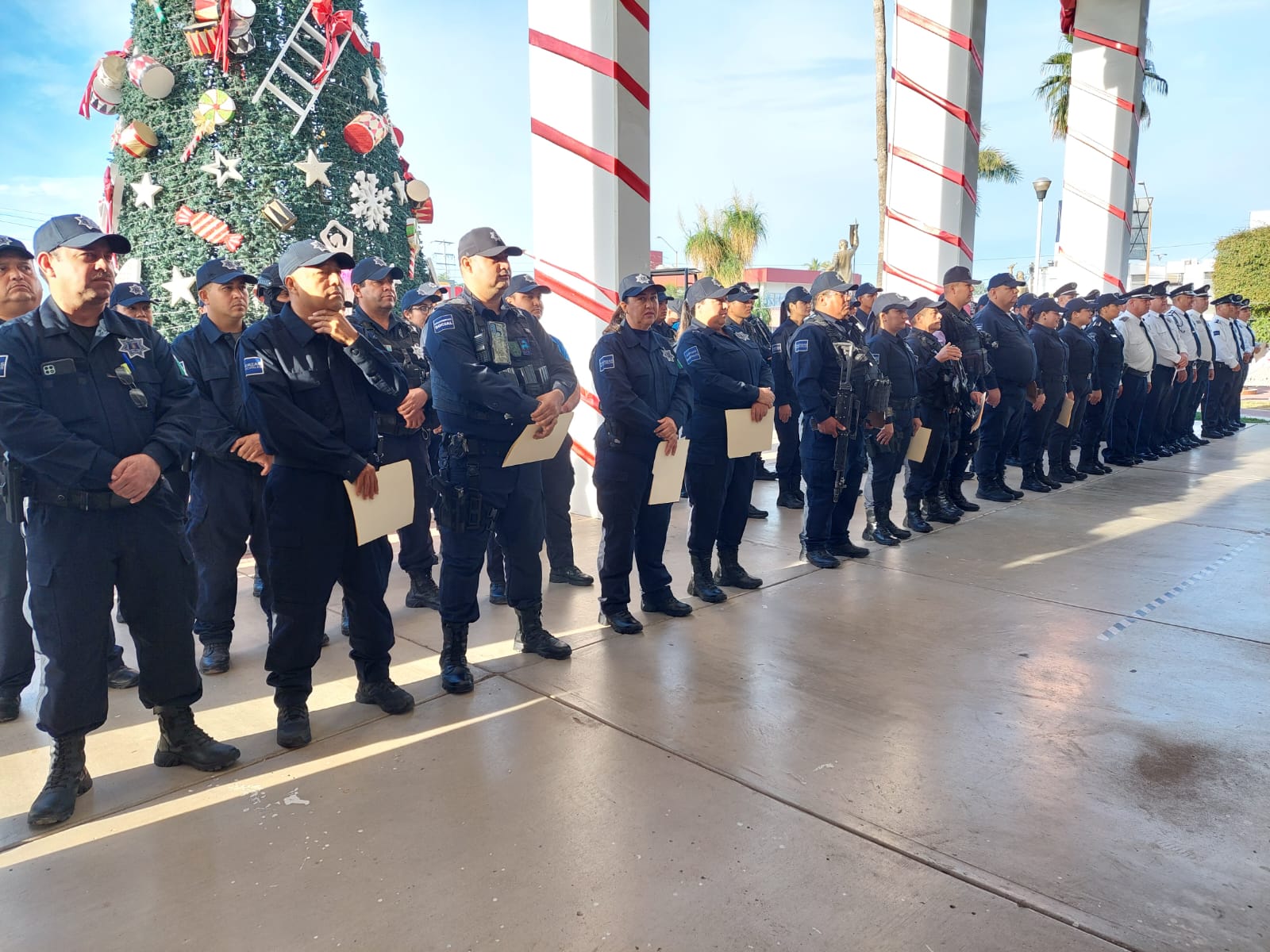Sin dedazo entregan ascensos a agentes de Seguridad Pública y Tránsito Municipal en Salvador Alvarado