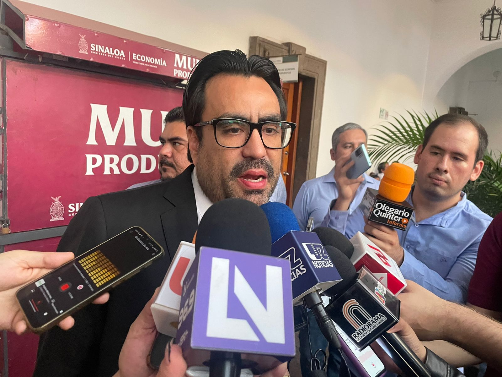 A disposición de FGE el presunto feminicida de María: alcalde de Culiacán