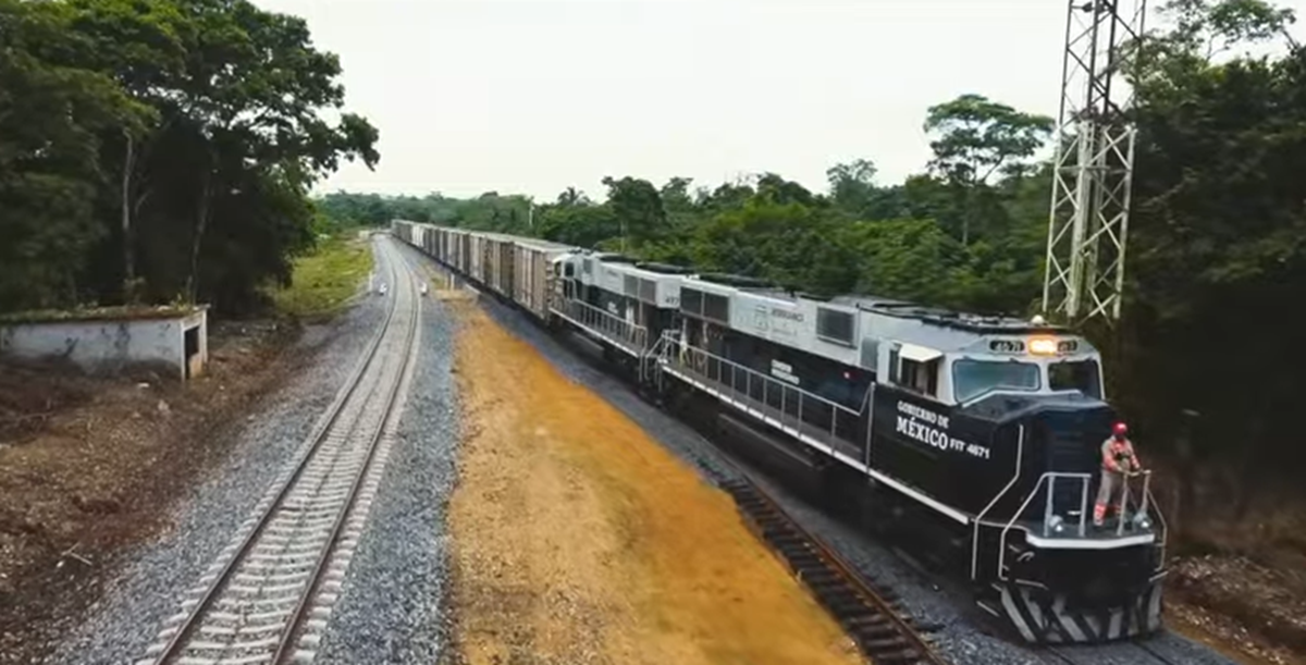 AMLO inaugura Tren Interoceánico en Oaxaca; conectará el Pacífico con el Atlántico  