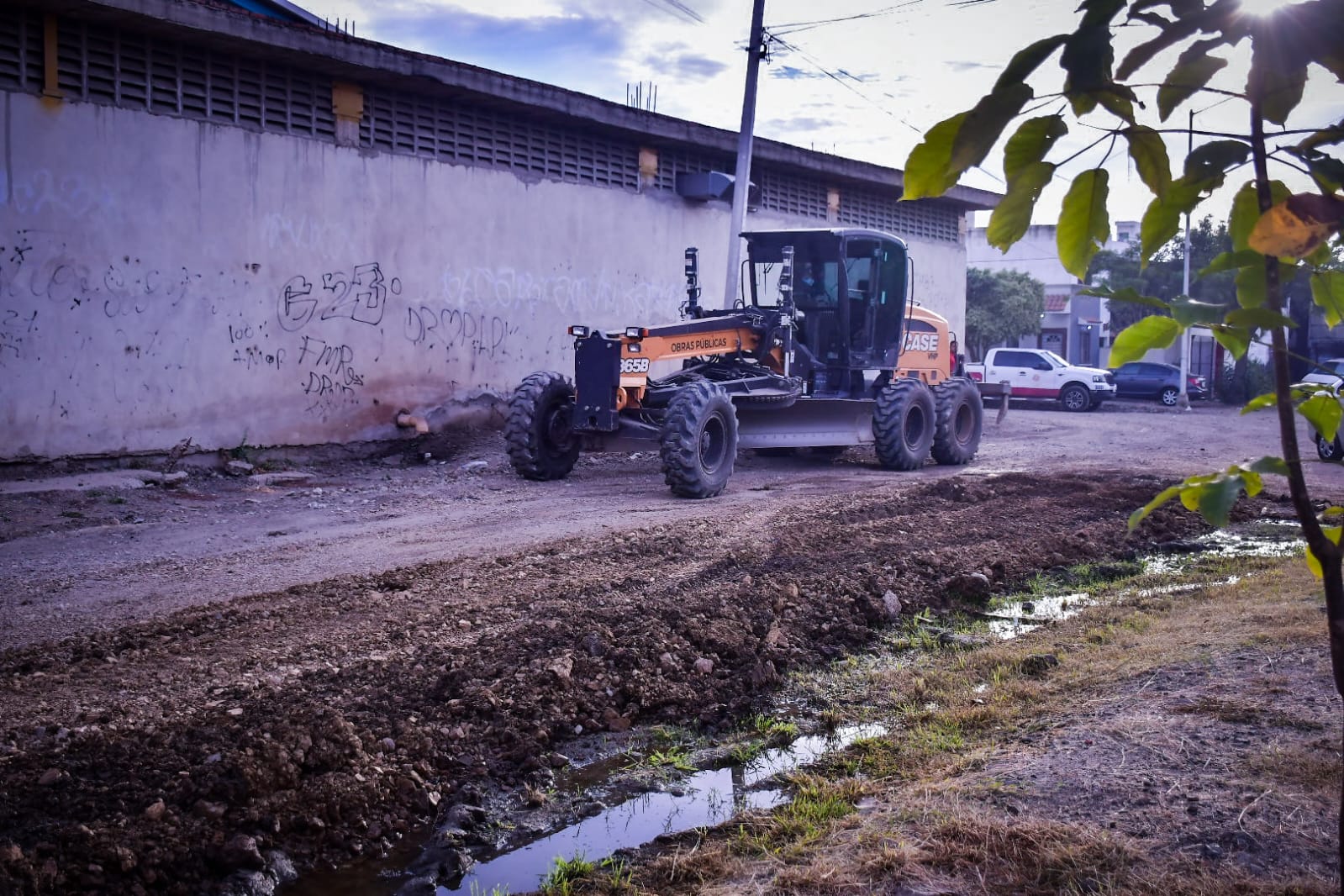Con todo resolverá el Gobierno de Mazatlán la pavimentación de la colonia Jaripillo