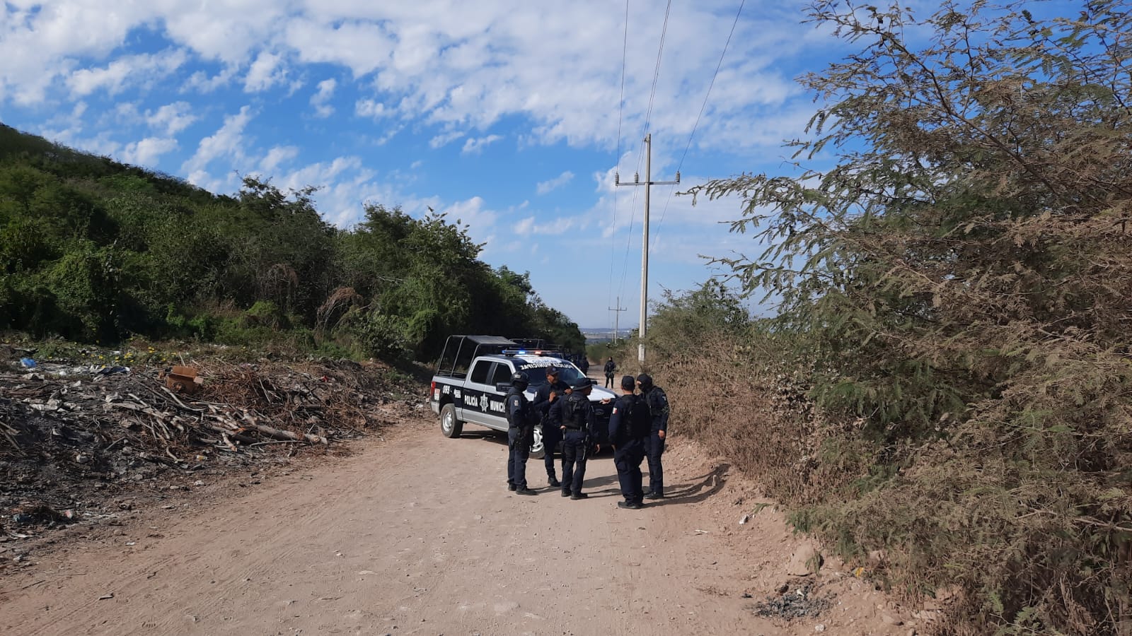 ¡Eran de Tijuana! Identifican a hombres localizados sin manos y envueltos en plástico negro en Culiacán