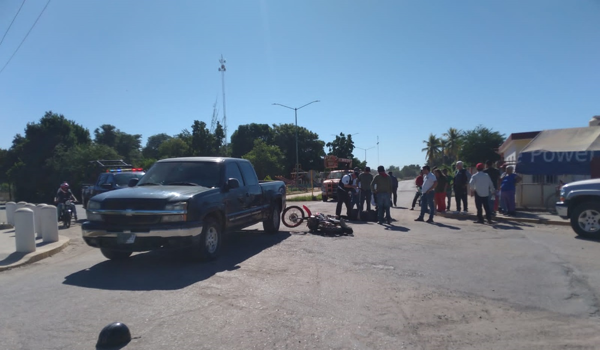 Menor de edad resulta lesionada tras accidentarse en motocicleta, en Angostura