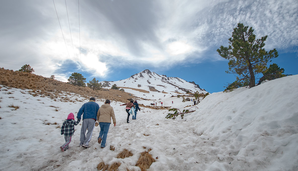 ¡Se cancela el tour! El Nevado de Toluca fue cerrado tras descenso de temperaturas por frente frío