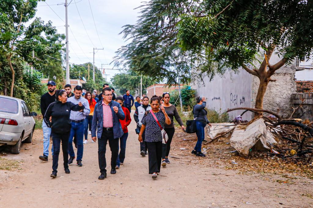Llegarán servicios públicos a ciertas colonias irregulares e invasiones de Mazatlán