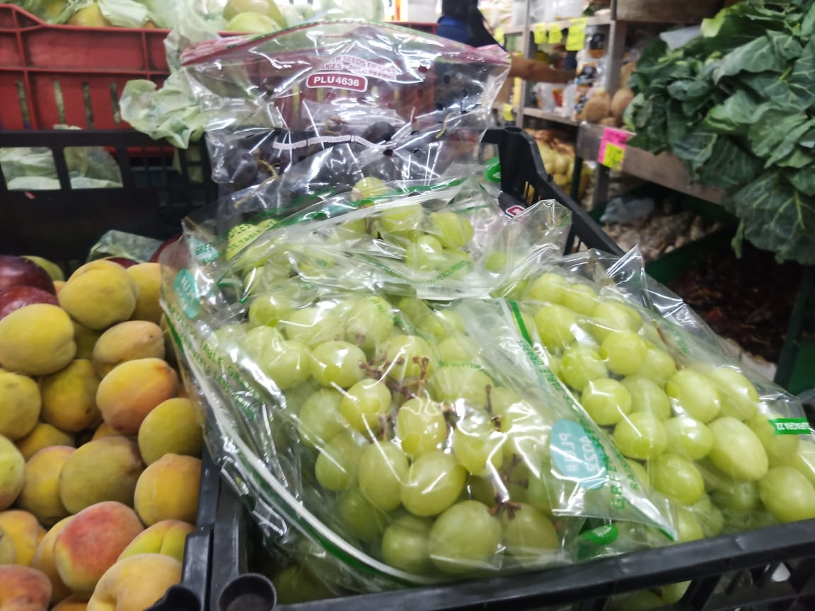 Las uvas sin semilla son las que más compran en Mazatlán para despedir el fin de año
