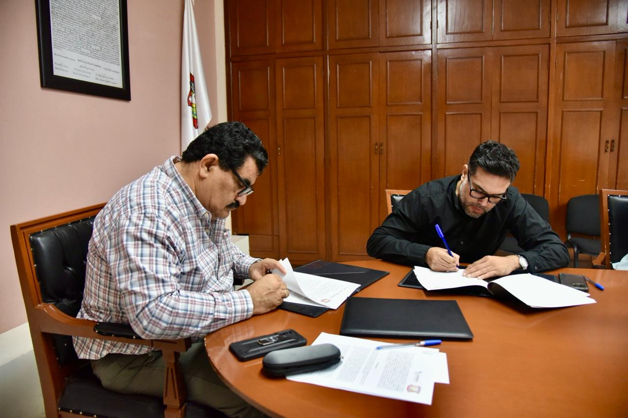 Salvador Alvarado y Coepriss fortalecerán la salud de los alvaradenses a través de firma de convenio