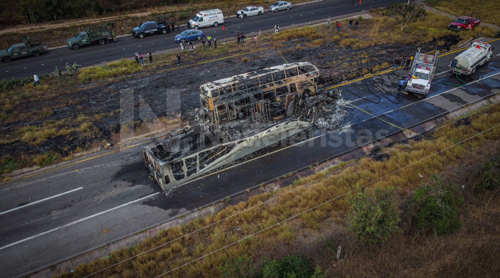 Traía 37 pasajeros el camión accidentado en Sinaloa; hay alrededor de 18 sobrevivientes y 19 muertos: PC