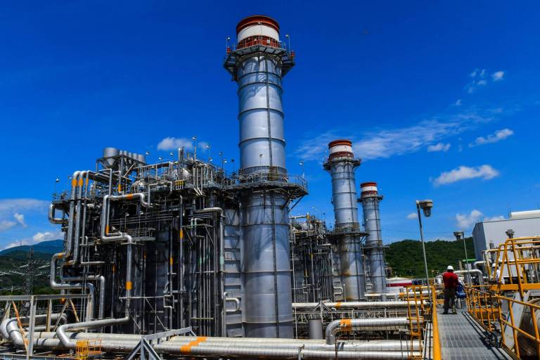 Celebra Rocha el arranque de funciones de la Central Eléctrica de Topolobampo