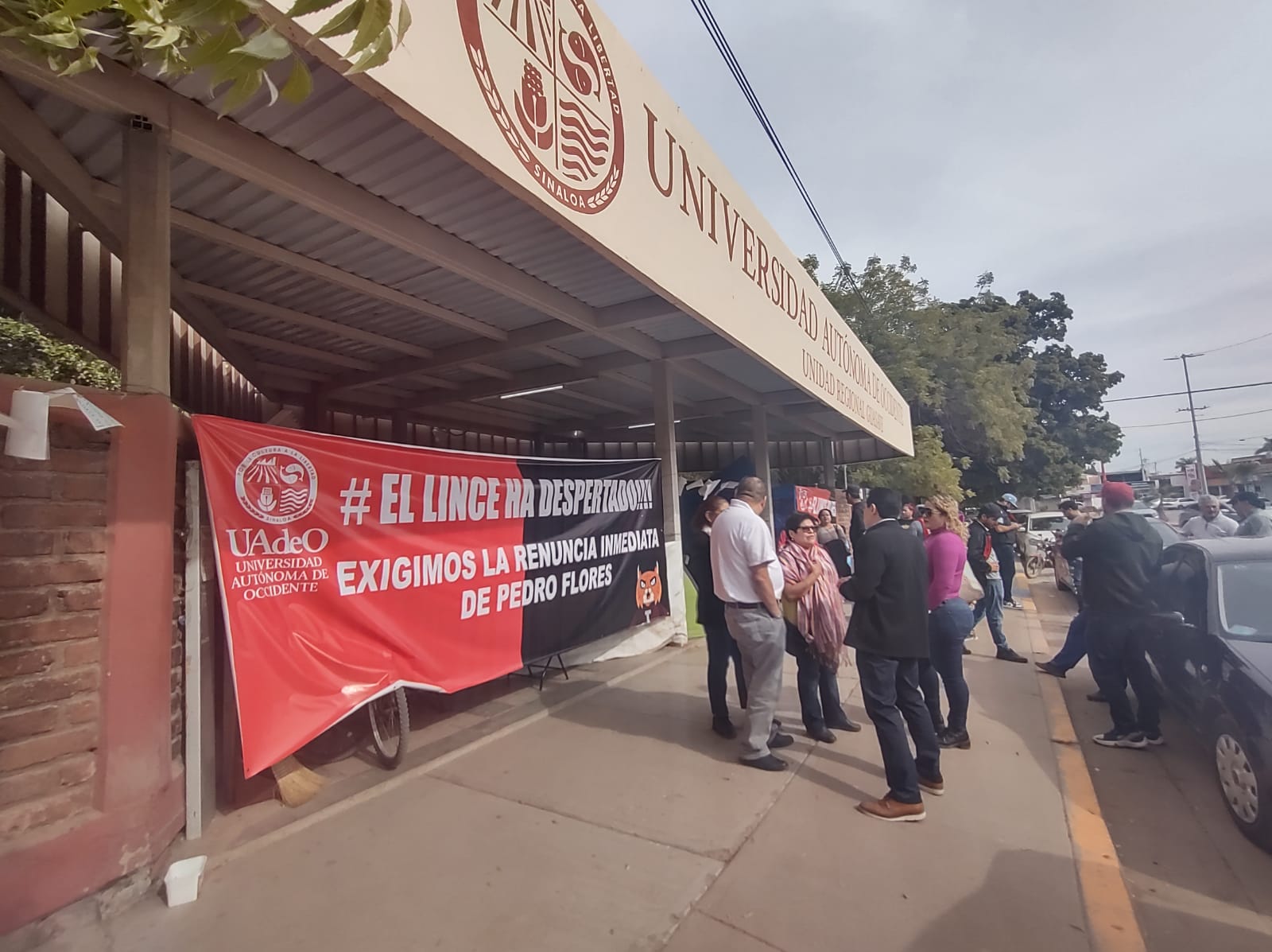 ¡No abrirán las puertas! Docentes y administrativos de la UAdeO Guasave no liberarán la universidad