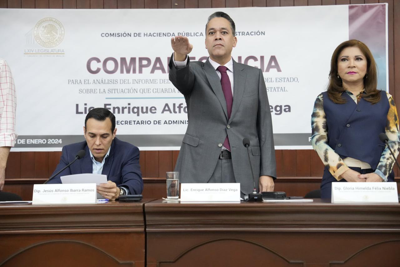 “Nuestras finanzas públicas gozan de buena salud”: Enrique Díaz en comparecencia con diputados