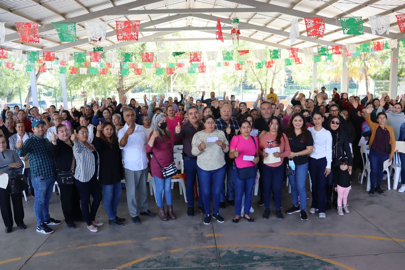 Entregan 197 apoyos económicos para proyectos agropecuarios de mujeres en el municipio de Sinaloa