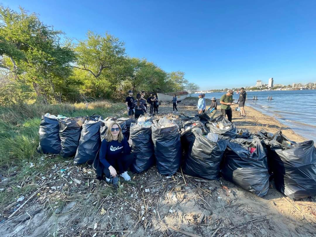 Hasta la Isla de La Piedra llega la basura de los mazatlecos