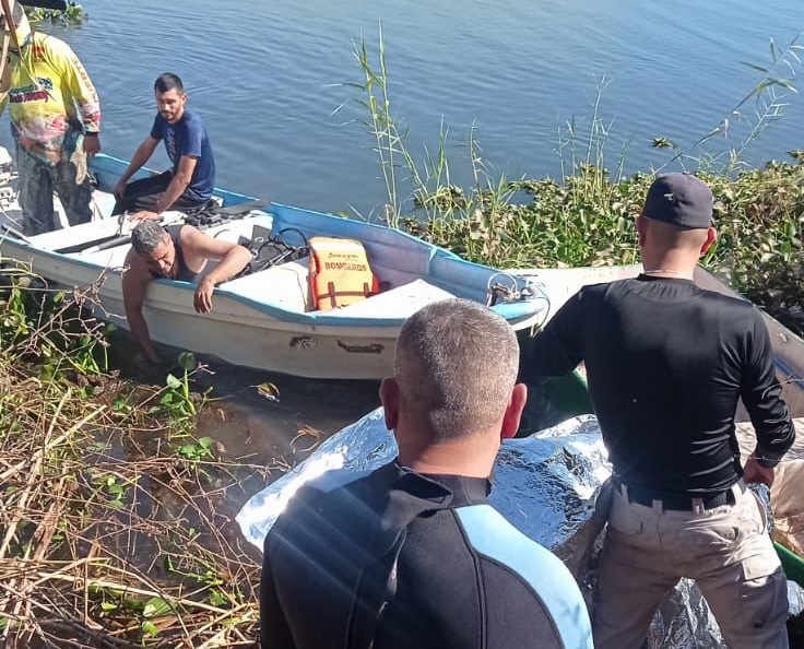 Localizan el cuerpo sin vida del pescador que cayó al dique Las Isabeles en El Fuerte