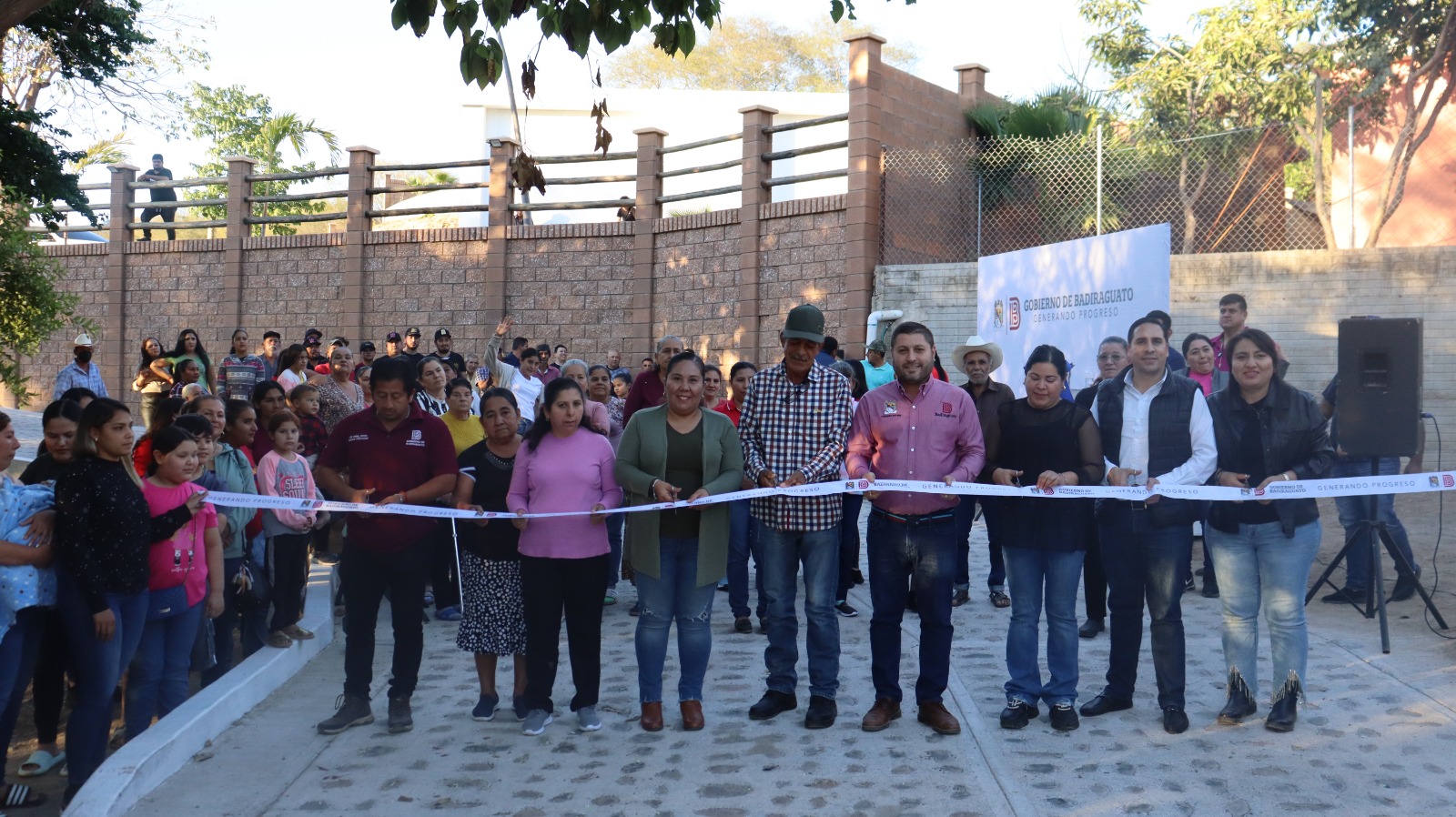 “Estamos cumpliendo a todas las comunidades de Badiraguato”: López Elenes inaugura obra en San Antonio de la Palma