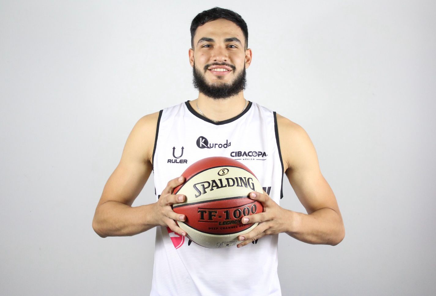 Luis Morachis sumará su cuarta temporada con los Caballeros de Culiacán