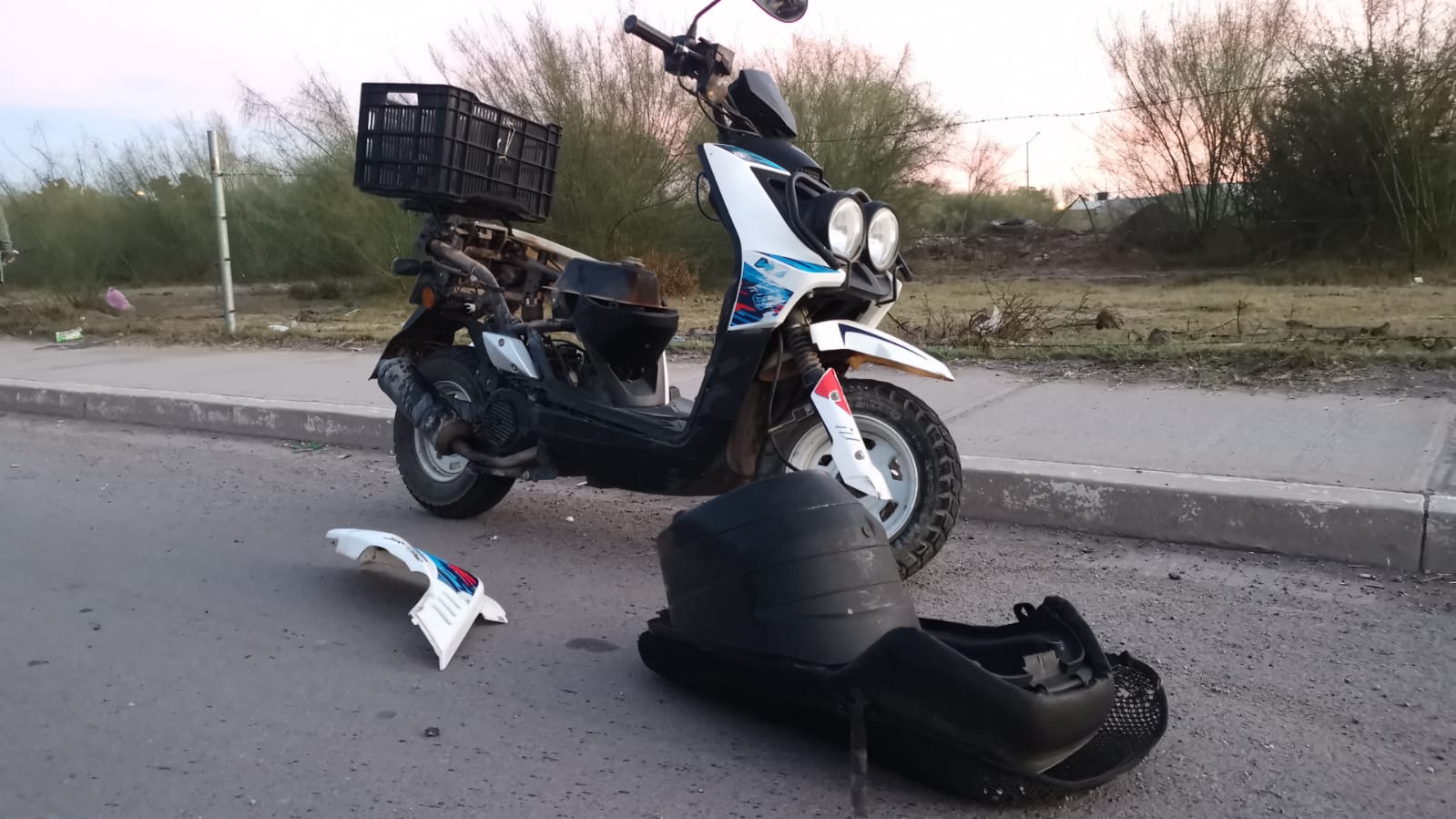 Motociclista pierde la vida tras derrapar sobre el bulevar Centenario en Los Mochis