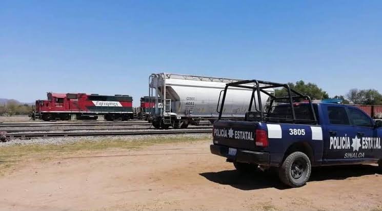Muere niño inmigrante, de origen africano, al caer del tren en El Fuerte