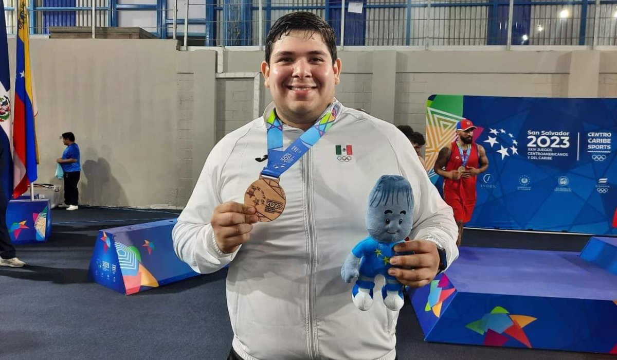 Paúl Morales va por el boleto a París 2024; el luchador sinaloense competirá en el preolímpico desde Acapulco