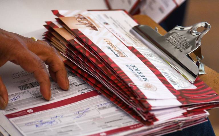 Buenas noticias|  AMLO anuncia que Pensión de Adultos Mayores podría entregarse mensualmente