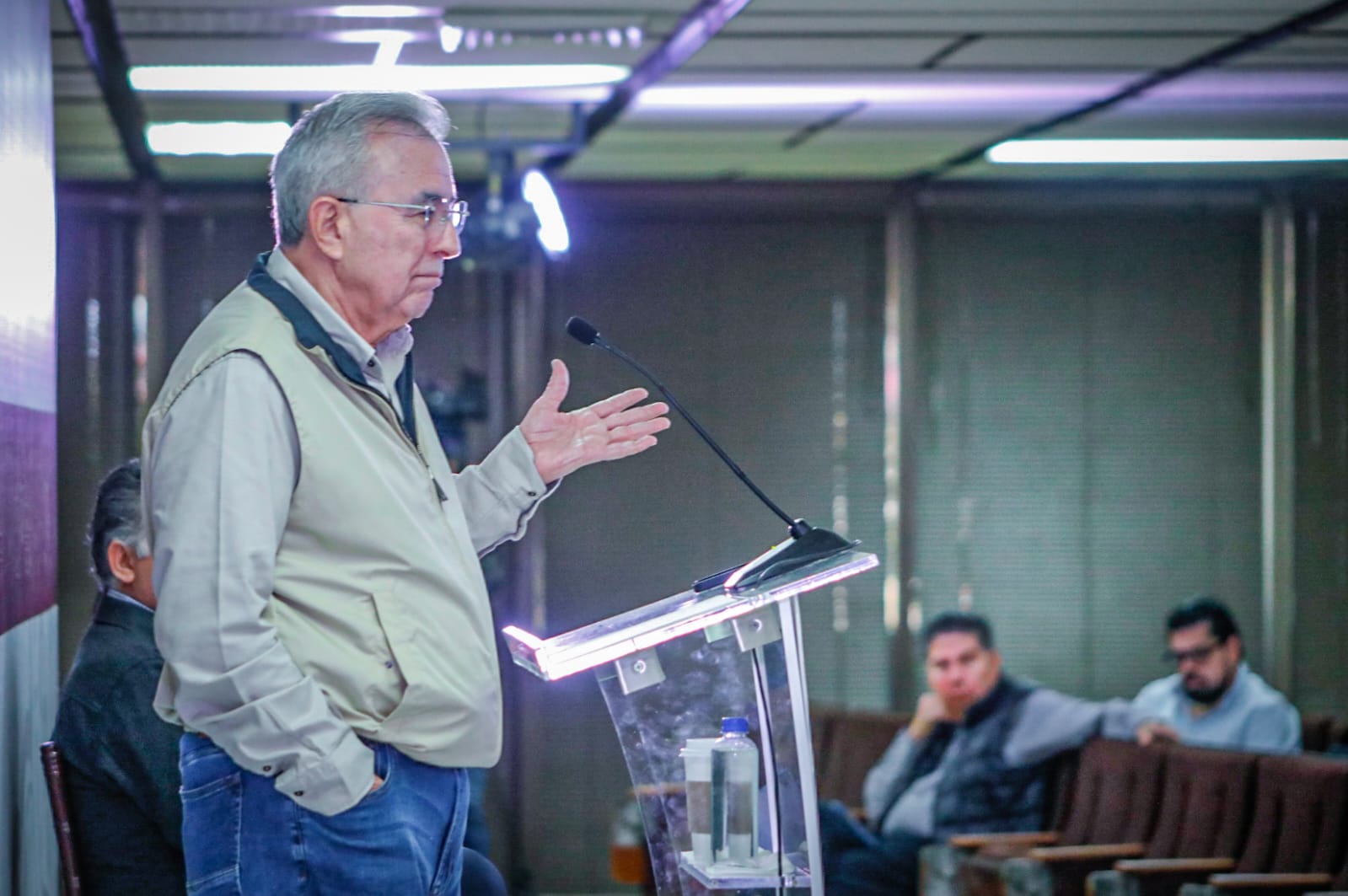 “Todo el que me pida tiene un punto menos”: Rocha a aspirantes a una silla en su gabinete