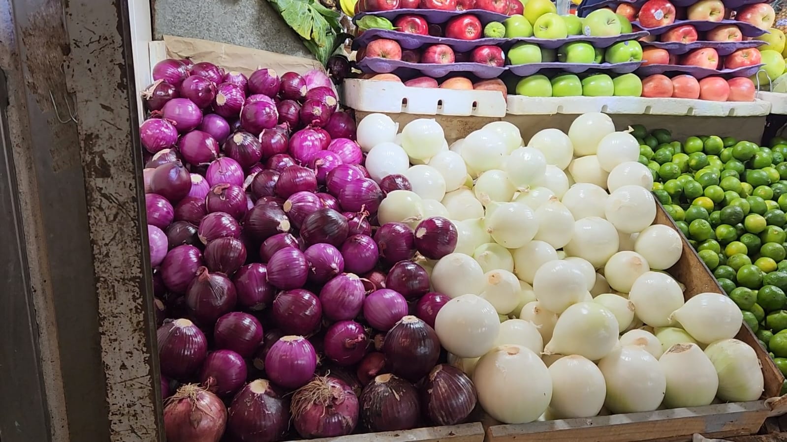 Alza en costos en tomate, cebolla y papa es debido a su escasez: Agricultores