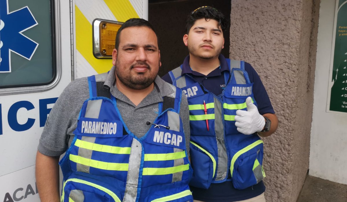 ‘Por más esfuerzo que hicimos no pudimos rescatar más personas, el autobús ardía en llamas’: Paramédicos